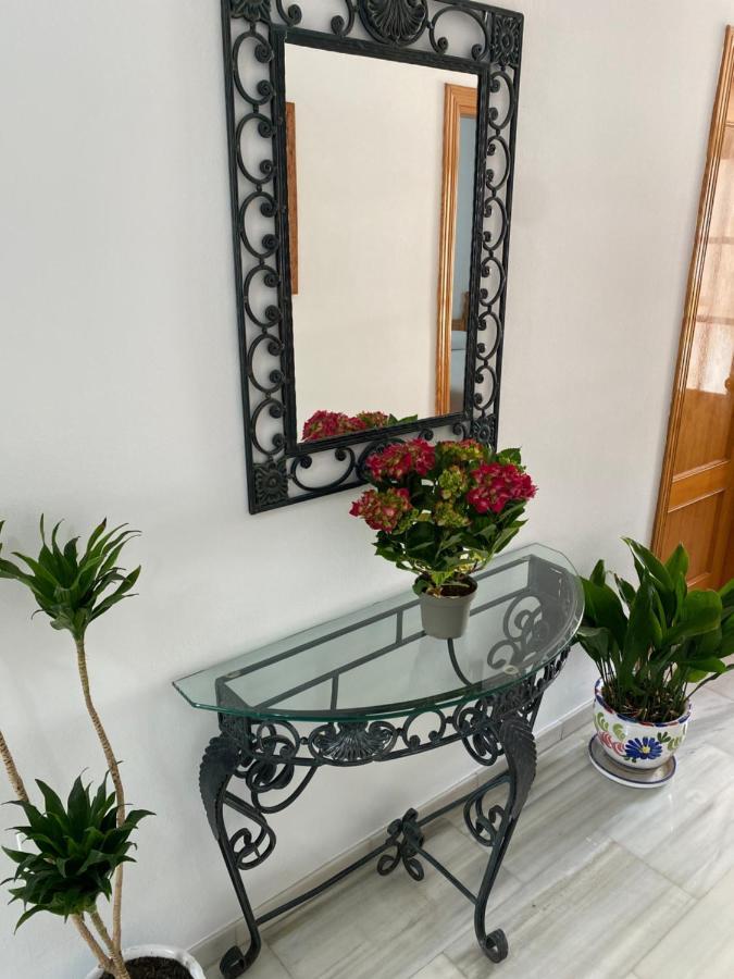Hostal Andalucia Нерха Екстериор снимка